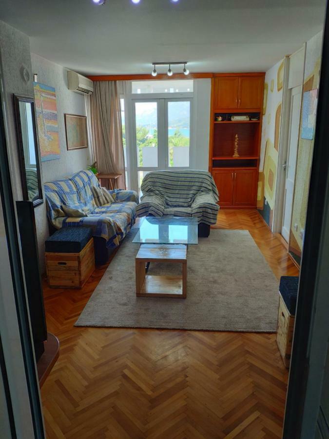 Apartman La Siesta Bar Esterno foto
